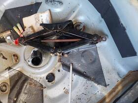 6162537 Volkswagen Used Floor Jack Fits 2017 Jetta Grade A