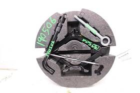 4498221 Volvo Used Floor Jack Fits 2010 80 Series Grade A