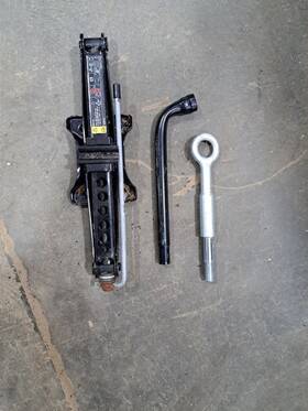 Volvo 564.vo1q15 2015 S80 Jack Sku#4461271