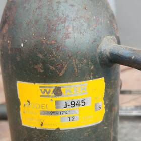 Walker 218132 Bottleneck Jack Model J Dash 945 Series S Capacity Twelve Ton