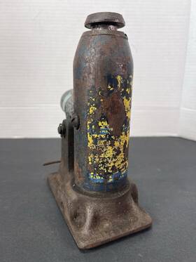 218138 Walker Vintage Bottle Jack Screw Hydraulic 1 1/2 Ton