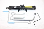2005 Lexus SC430 Z40 Conv #394 Lift Floor Jack W/ Wrench. Fixed Price $49.49.