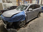 Used Floor Jack Fits: 2014 Mitsubishi Outlander. Fixed Price $95.00.