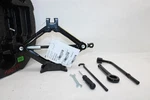Used Floor Jack Fits: 2017 Hyundai Azera Grade. Fixed Price $75.00.