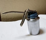Vintage Brevettato G.125 Pump Oil Can 3 5/8" Solid Spout, Blue Lid, Italy. Fixed Price $21.97.