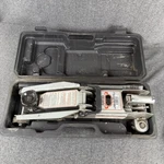 Rally 2 1/4 Ton Hydraulic Floor Jack 4500 Lb Portable Steel W/ Case 9304. Fixed Price $49.99.