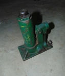 Vintage Usa 1-1/2 Ton 110-12 Hydraulic Bottle Jack Hein Warner Craftsman Brand?. Fixed Price $55.99.