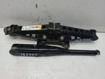 Dodge Charger 2018 Jack 1546886. Fixed Price $110.00.