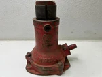 Vintage Nissan Oem 375161 Bottle Jack 1.5 Ton Truck/car Tested And Working. Fixed Price $49.99.