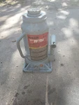Pro-lift B-020D Grey Hydraulic Bottle Jack Ton Capacity. Fixed Price $27.30.