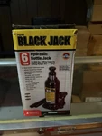 Torin Black Jack T90613W 6-TON Hydraulic Bottle 12,000 Lbs Lifting Capacity. Fixed Price $40.19.