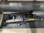 Used Floor Jack Fits: 2012 Toyota Highlander Grade. Fixed Price $160.90.