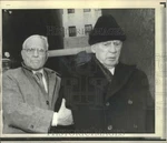1972 Press Photo N.y. Impresario Sol Hurok Led By Dr. Robert Wallace After Blast. Fixed Price $24.99.