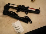 Chevrolet Captiva Sport 2012 Jack 3285172 8427. Fixed Price $60.00.