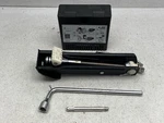 06-08 Mercedes SLK280 Emergency Jack & Tool Tire Air Compressor Kit Oem LOT709. Fixed Price $103.70.