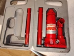 Motomaster Car Bottle Jack For Auto Repair Lifting 2 Ton 4400 Lbs By Canada. Fixed Price $10.90.