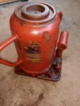 Bottle Jack Norco Ton Hydraulic Axle 76550. Fixed Price $470.00.