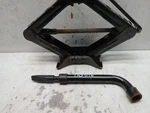 Lincoln Mkz 2014 Jack 1532110. Fixed Price $100.00.