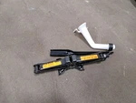 2016 Maxima Jack SKU#4166023. Fixed Price $96.90.