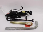 Used Floor Jack Fits: 2006 Volkswagen Beetle Grade. Fixed Price $75.00.