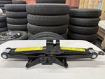 2005-2016 Hyundai Tucson IX35 Kia Sportage Flat Tire Jack Assembly W/tools Oem. Fixed Price $37.49.